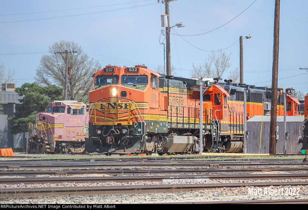 BNSF 532